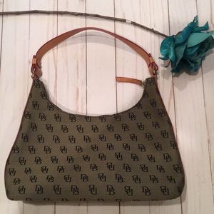 Dooney & Bourke shoulder Bag